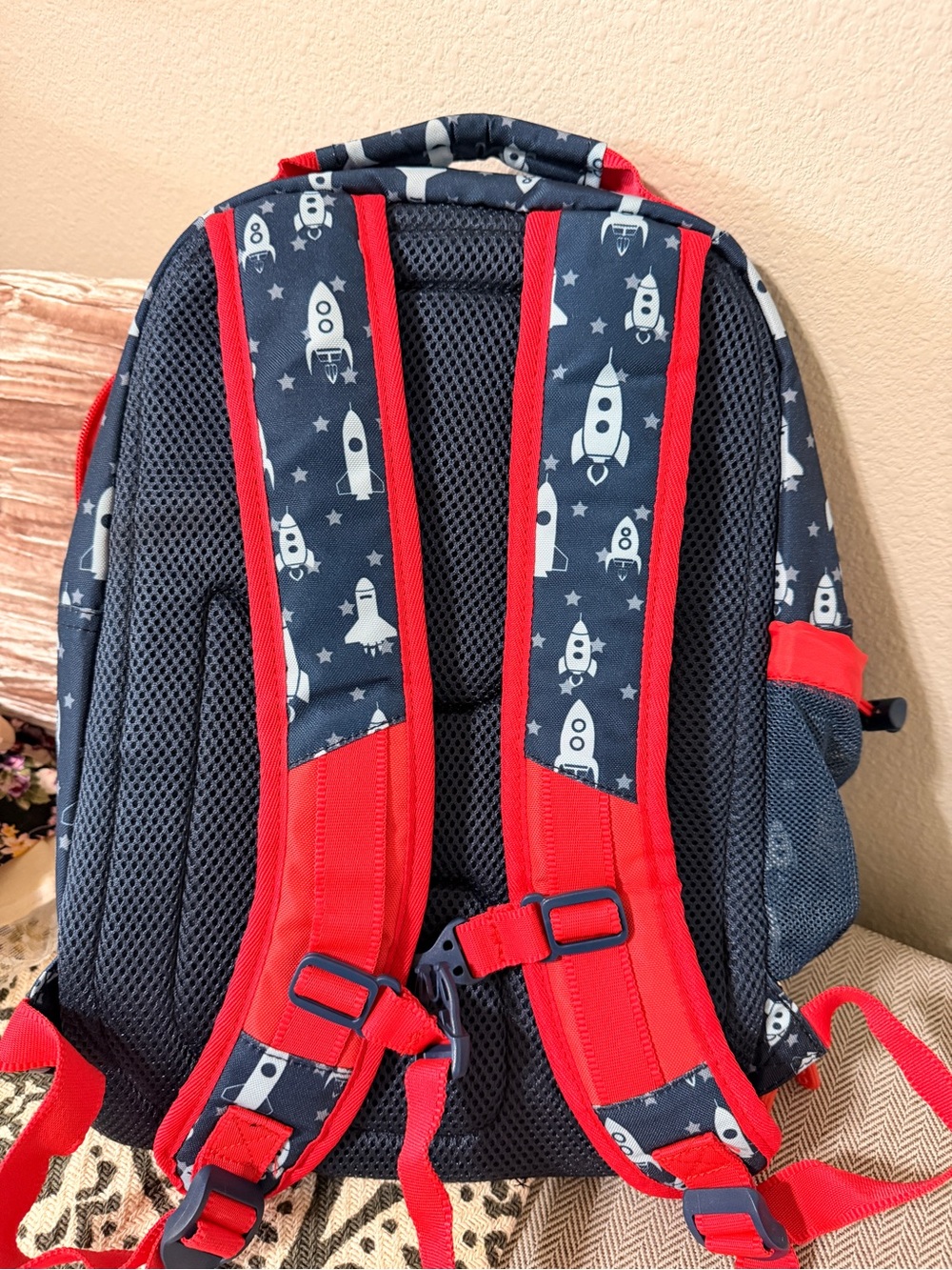 Bentgo Kids Space Rockets Backpack - Picture 7 of 9